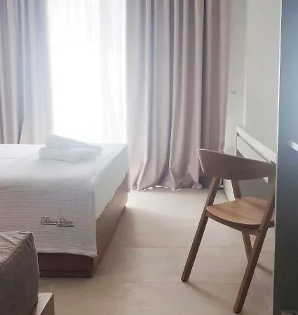 Celine's Rose Aparthotel 4*