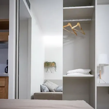 Apartmanhotel Celine's Rose 4*