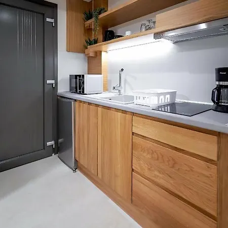 Celine's Rose Szkála Potamiász