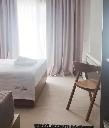 Celine's Rose Apartmanhotel 4*